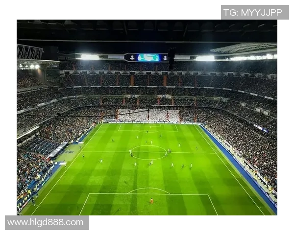 足球巨星搭档梦幻配对解析 球场组合成就辉煌传奇